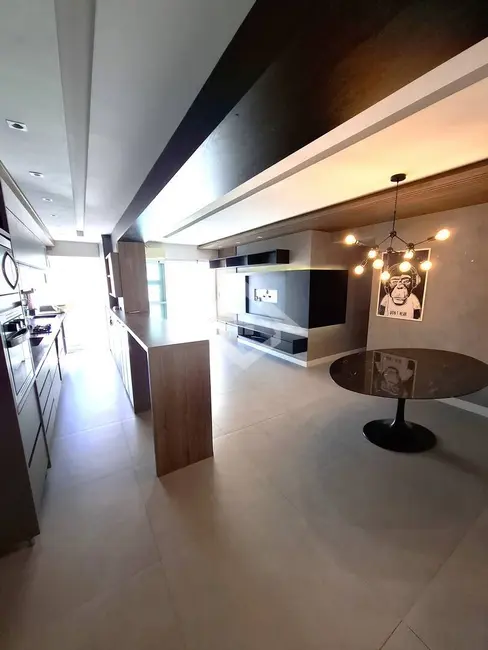 Apartamento com 2 quartos para alugar, 77m2 em Rio De Janeiro - RJ - imagem 1 Foto 1 de Apartamento com 2 quartos para alugar, 77m2 em Rio De Janeiro - RJ