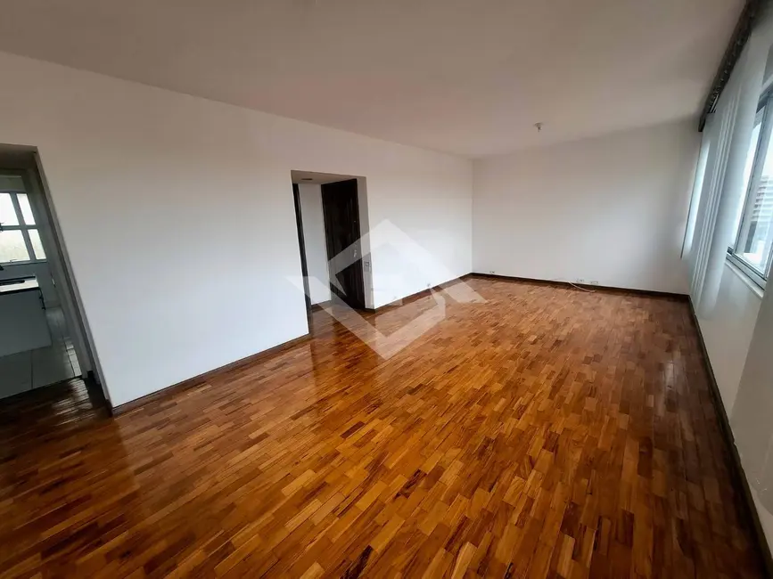 Apartamento com 4 quartos à venda e para alugar, 132m2 em Tijuca, Rio De Janeiro - RJ - imagem 3 Foto 3 de Apartamento com 4 quartos à venda e para alugar, 132m2 em Tijuca, Rio De Janeiro - RJ