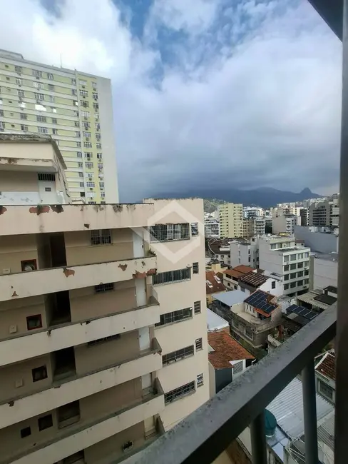 Apartamento com 4 quartos à venda e para alugar, 132m2 em Tijuca, Rio De Janeiro - RJ - imagem 9 Foto 9 de Apartamento com 4 quartos à venda e para alugar, 132m2 em Tijuca, Rio De Janeiro - RJ