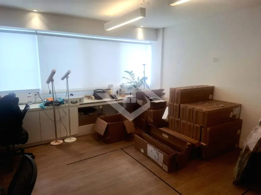 Foto 3 de Sala Comercial para alugar, 48m2 em Botafogo, Rio De Janeiro - RJ