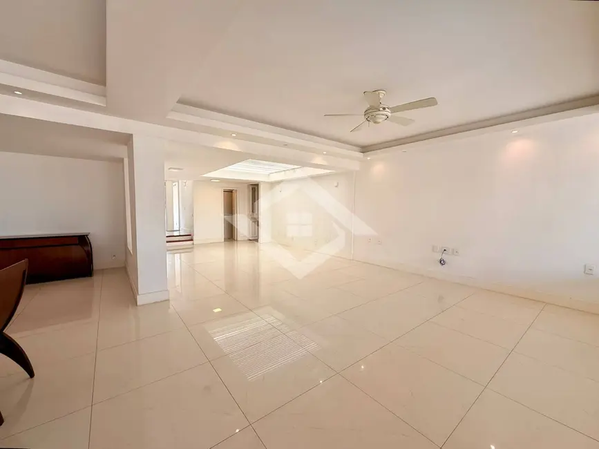 Foto 7 de Casa com 4 quartos à venda e para alugar, 359m2 em Barra da Tijuca, Rio De Janeiro - RJ
