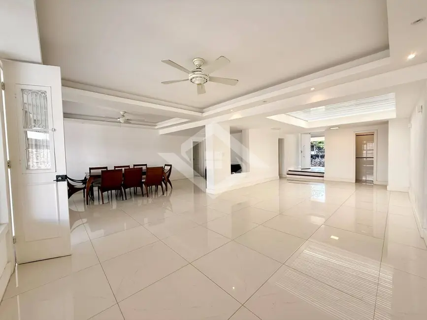 Foto 5 de Casa com 4 quartos à venda e para alugar, 359m2 em Barra da Tijuca, Rio De Janeiro - RJ