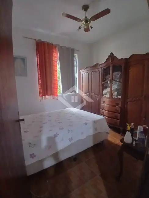 Casa com 4 quartos à venda, 320m2 em Vila Kosmos, Rio De Janeiro - RJ - imagem 9 Foto 9 de Casa com 4 quartos à venda, 320m2 em Vila Kosmos, Rio De Janeiro - RJ