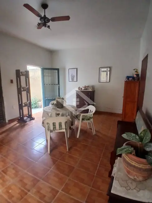 Casa com 4 quartos à venda, 320m2 em Vila Kosmos, Rio De Janeiro - RJ - imagem 4 Foto 4 de Casa com 4 quartos à venda, 320m2 em Vila Kosmos, Rio De Janeiro - RJ