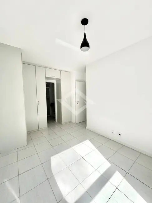 Apartamento com 4 quartos à venda, 110m2 em Rio De Janeiro - RJ - imagem 2 Foto 2 de Apartamento com 4 quartos à venda, 110m2 em Rio De Janeiro - RJ