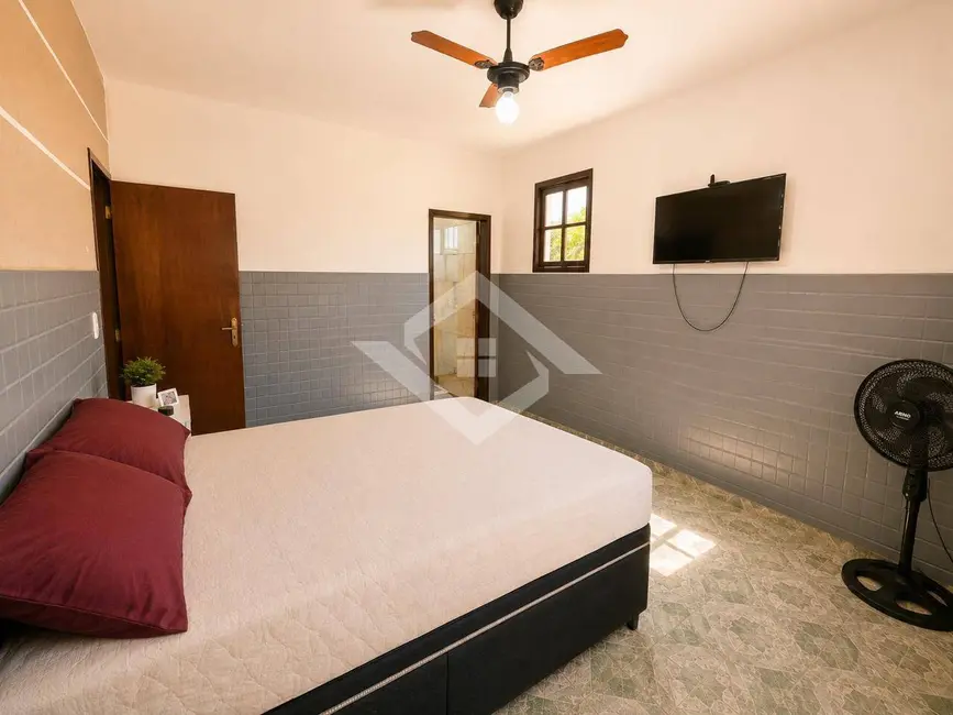 Casa com 4 quartos à venda, 200m2 em Mumbuca, Marica - RJ - imagem 5 Foto 5 de Casa com 4 quartos à venda, 200m2 em Mumbuca, Marica - RJ