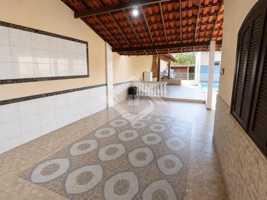 Casa com 4 quartos à venda, 200m2 em Mumbuca, Marica - RJ - imagem 7 Foto 7 de Casa com 4 quartos à venda, 200m2 em Mumbuca, Marica - RJ