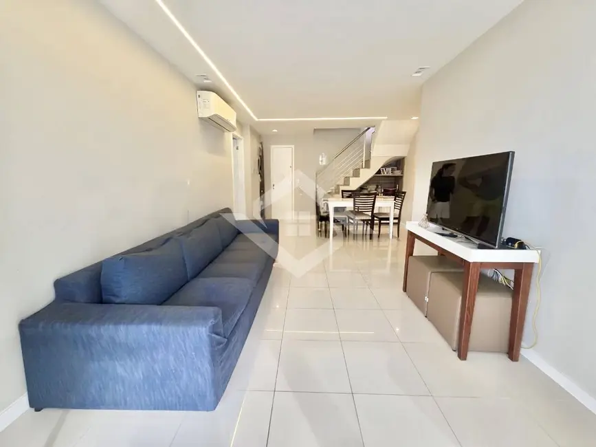 Apartamento com 5 quartos à venda, 190m2 em Rio De Janeiro - RJ - imagem 7 Foto 7 de Apartamento com 5 quartos à venda, 190m2 em Rio De Janeiro - RJ