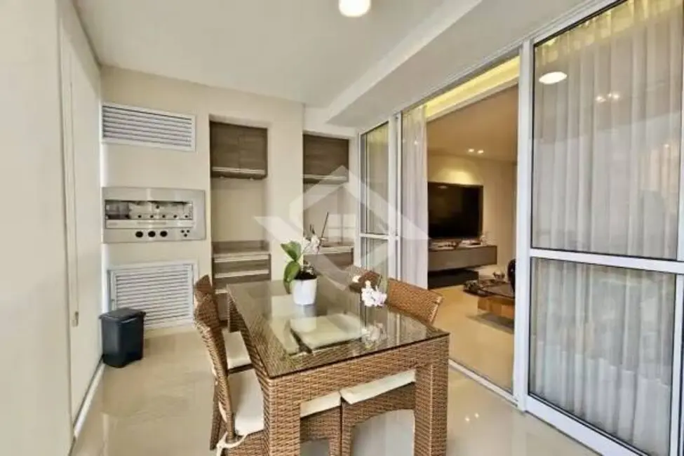 Foto 8 de Apartamento com 4 quartos à venda, 145m2 em Rio De Janeiro - RJ