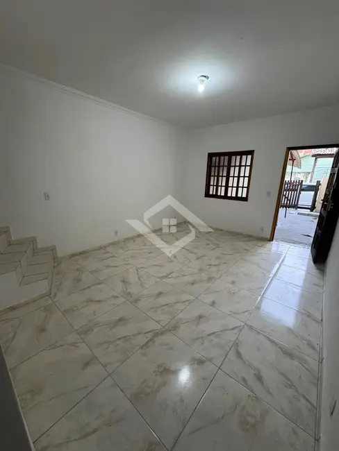 Foto 2 de Casa com 2 quartos à venda, 60m2 em Colubande, Sao Goncalo - RJ