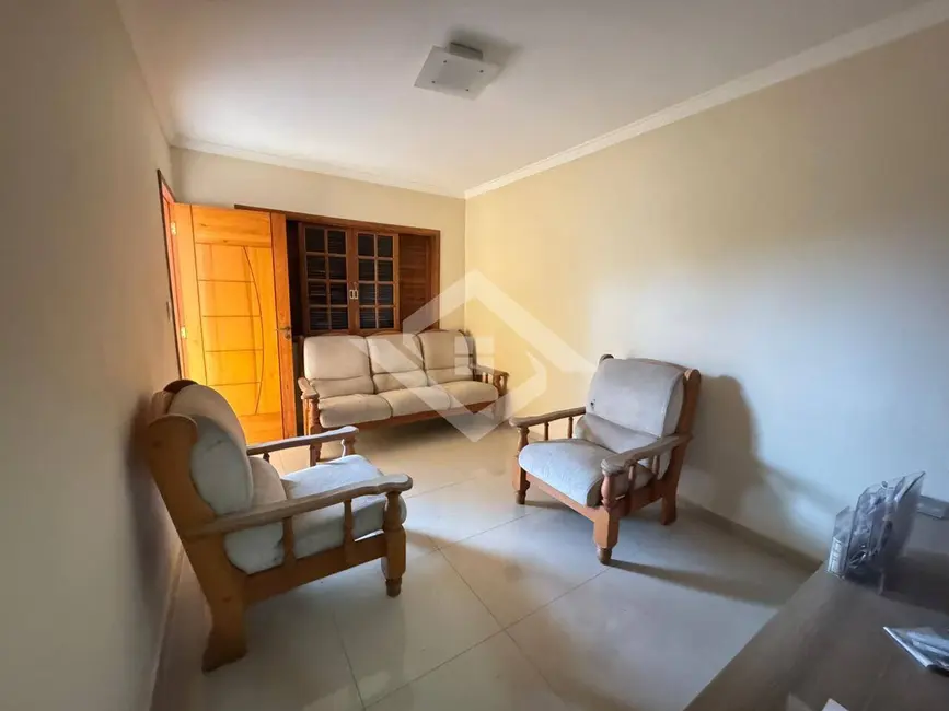 Casa com 2 quartos à venda, 162m2 em Campo Grande, Rio De Janeiro - RJ - imagem 2 Foto 2 de Casa com 2 quartos à venda, 162m2 em Campo Grande, Rio De Janeiro - RJ