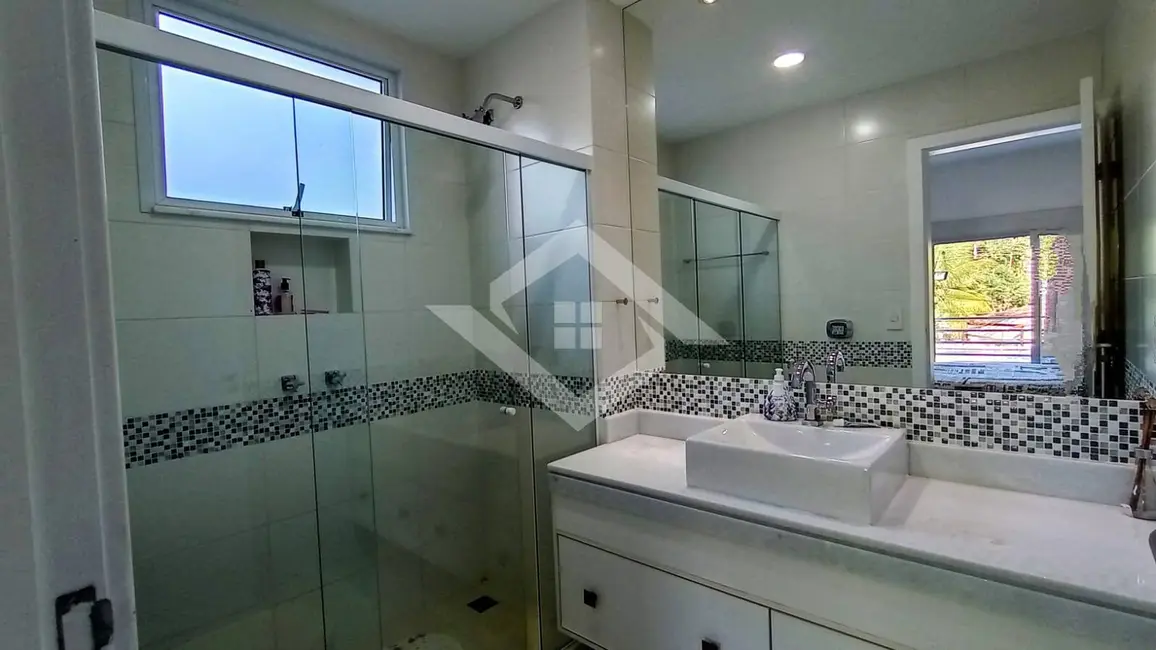 Casa com 4 quartos à venda, 438m2 em Jacarepaguá, Rio De Janeiro - RJ - imagem 6 Foto 6 de Casa com 4 quartos à venda, 438m2 em Jacarepaguá, Rio De Janeiro - RJ
