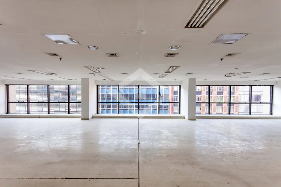 Foto 1 de Sala Comercial para alugar, 550m2 em Centro, Rio De Janeiro - RJ