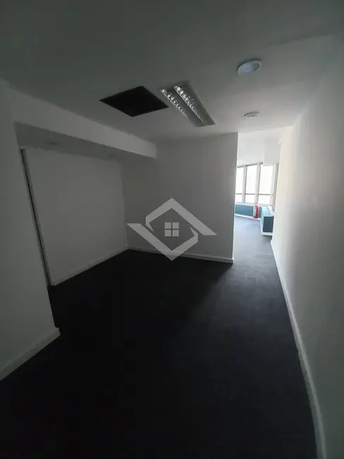 Sala Comercial à venda e para alugar, 292m2 em Centro, Rio De Janeiro - RJ - imagem 5 Foto 5 de Sala Comercial à venda e para alugar, 292m2 em Centro, Rio De Janeiro - RJ