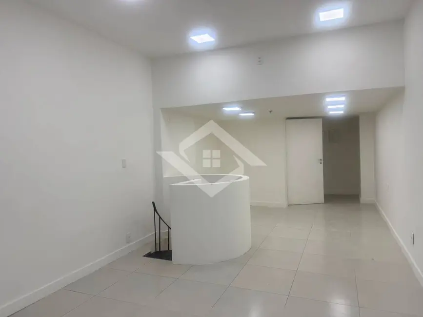 Loja para alugar, 103m2 em Botafogo, Rio De Janeiro - RJ - imagem 3 Foto 3 de Loja para alugar, 103m2 em Botafogo, Rio De Janeiro - RJ