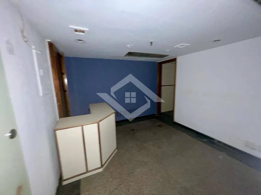 Sala Comercial à venda e para alugar, 80m2 em Centro, Rio De Janeiro - RJ - imagem 9 Foto 9 de Sala Comercial à venda e para alugar, 80m2 em Centro, Rio De Janeiro - RJ