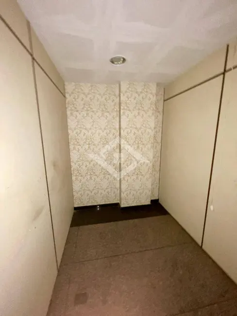 Sala Comercial à venda e para alugar, 80m2 em Centro, Rio De Janeiro - RJ - imagem 7 Foto 7 de Sala Comercial à venda e para alugar, 80m2 em Centro, Rio De Janeiro - RJ
