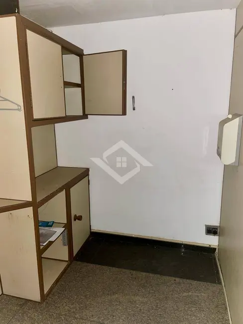 Sala Comercial à venda e para alugar, 80m2 em Centro, Rio De Janeiro - RJ - imagem 6 Foto 6 de Sala Comercial à venda e para alugar, 80m2 em Centro, Rio De Janeiro - RJ