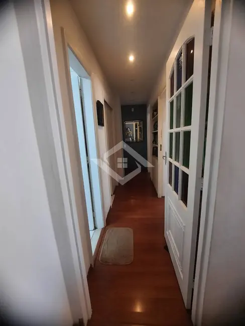 Apartamento com 3 quartos à venda, 120m2 em Ipanema, Rio De Janeiro - RJ - imagem 9 Foto 9 de Apartamento com 3 quartos à venda, 120m2 em Ipanema, Rio De Janeiro - RJ