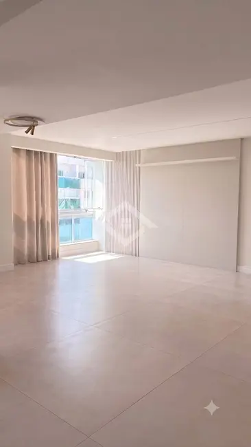 Apartamento com 3 quartos para alugar, 184m2 em Barra da Tijuca, Rio De Janeiro - RJ - imagem 1 Foto 1 de Apartamento com 3 quartos para alugar, 184m2 em Barra da Tijuca, Rio De Janeiro - RJ