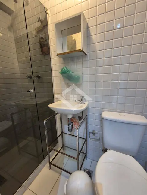 Apartamento com 3 quartos à venda, 101m2 em Rio De Janeiro - RJ - imagem 5 Foto 5 de Apartamento com 3 quartos à venda, 101m2 em Rio De Janeiro - RJ