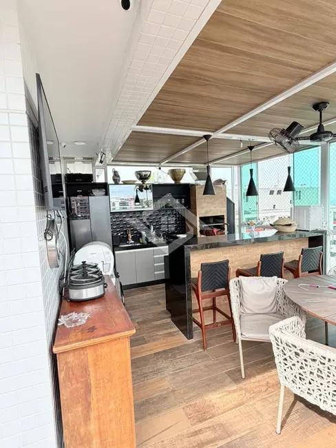 Apartamento com 4 quartos para alugar, 250m2 em Barra da Tijuca, Rio De Janeiro - RJ - imagem 4 Foto 4 de Apartamento com 4 quartos para alugar, 250m2 em Barra da Tijuca, Rio De Janeiro - RJ