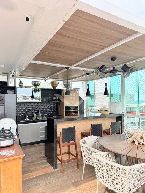 Apartamento com 4 quartos para alugar, 250m2 em Barra da Tijuca, Rio De Janeiro - RJ - imagem 3 Foto 3 de Apartamento com 4 quartos para alugar, 250m2 em Barra da Tijuca, Rio De Janeiro - RJ