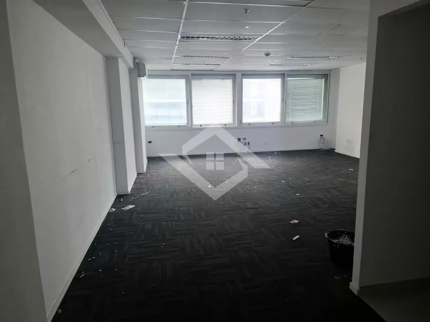 Foto 1 de Sala Comercial para alugar, 173m2 em Centro, Rio De Janeiro - RJ