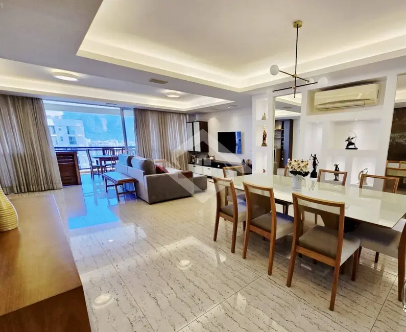 Foto 1 de Apartamento com 4 quartos à venda, 170m2 em Rio De Janeiro - RJ