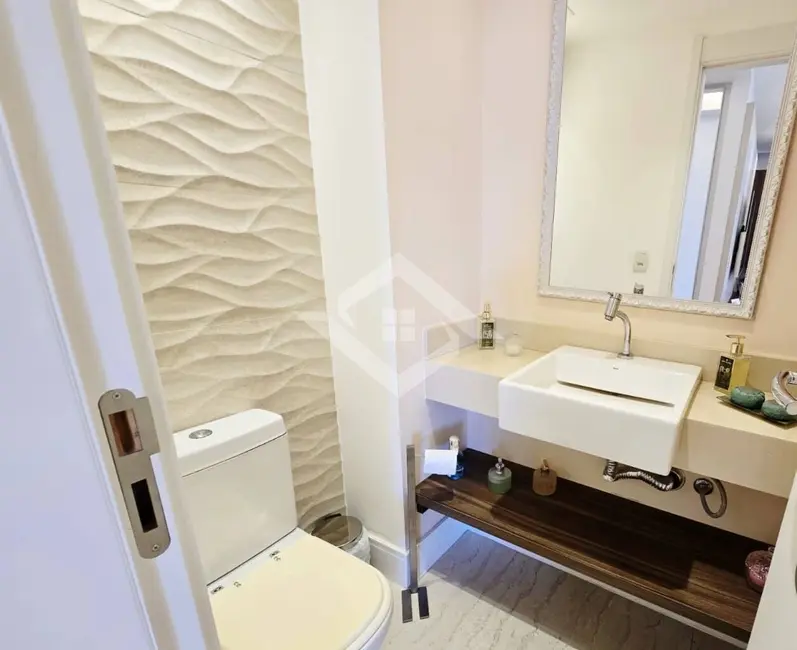 Foto 8 de Apartamento com 4 quartos à venda, 170m2 em Rio De Janeiro - RJ