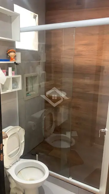 Casa com 1 quarto à venda, 46m2 em Parque Araruama, Sao Joao De Meriti - RJ - imagem 6 Foto 6 de Casa com 1 quarto à venda, 46m2 em Parque Araruama, Sao Joao De Meriti - RJ