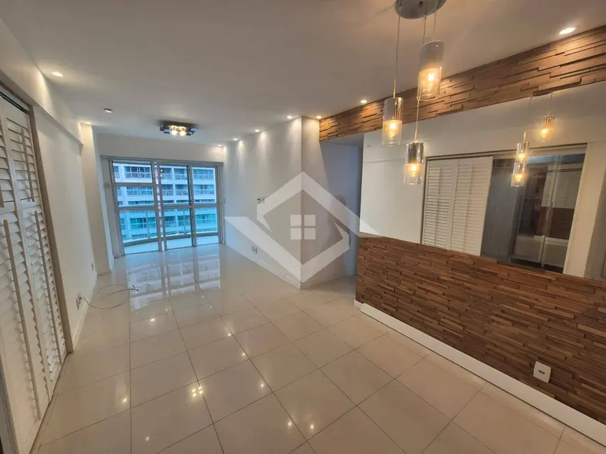 Foto 1 de Apartamento com 2 quartos à venda e para alugar, 77m2 em Rio De Janeiro - RJ