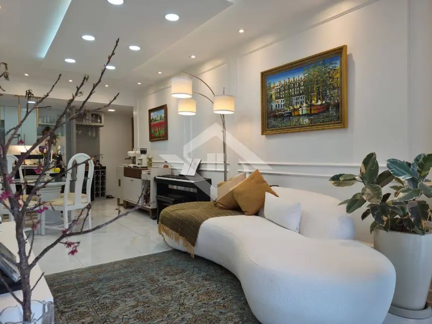 Foto 2 de Apartamento com 2 quartos à venda, 88m2 em Rio De Janeiro - RJ