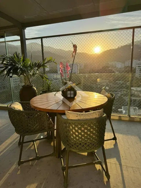 Foto 1 de Apartamento com 4 quartos à venda, 218m2 em Freguesia (Jacarepaguá), Rio De Janeiro - RJ