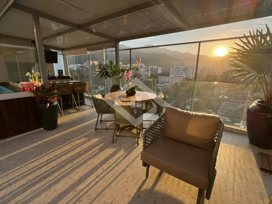 Foto 2 de Apartamento com 4 quartos à venda, 218m2 em Freguesia (Jacarepaguá), Rio De Janeiro - RJ
