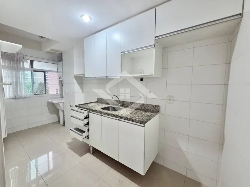 Apartamento com 2 quartos à venda, 70m2 em Rio De Janeiro - RJ - imagem 2 Foto 2 de Apartamento com 2 quartos à venda, 70m2 em Rio De Janeiro - RJ