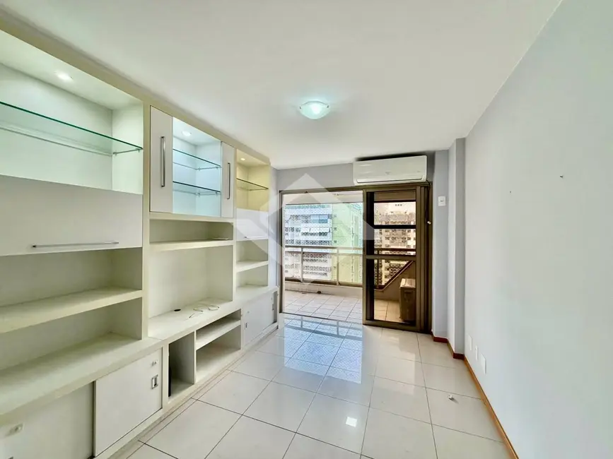 Foto 5 de Apartamento com 2 quartos à venda, 75m2 em Rio De Janeiro - RJ