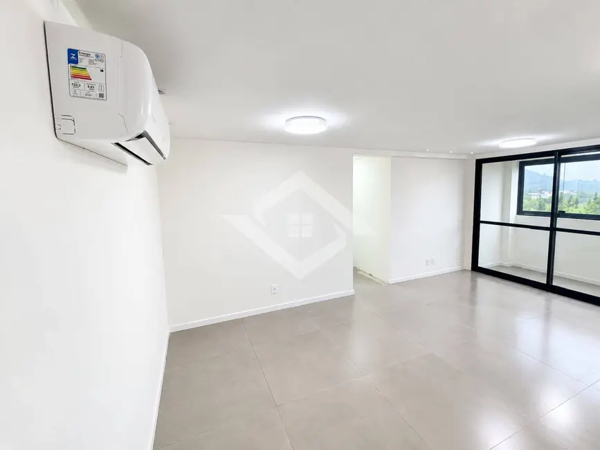 Apartamento com 4 quartos à venda, 68m2 em Rio De Janeiro - RJ - imagem 4 Foto 4 de Apartamento com 4 quartos à venda, 68m2 em Rio De Janeiro - RJ
