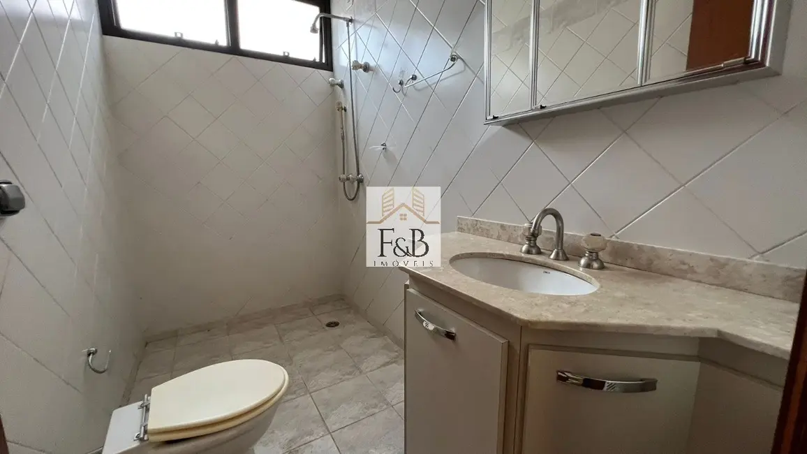 Foto 5 de Casa com 4 quartos à venda, 310m2 em Santana De Parnaiba - SP