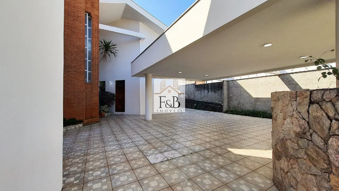 Casa de Condomínio com 6 quartos à venda, 680m2 em Rancho Dirce, Sorocaba - SP - imagem 5 Foto 5 de Casa de Condomínio com 6 quartos à venda, 680m2 em Rancho Dirce, Sorocaba - SP