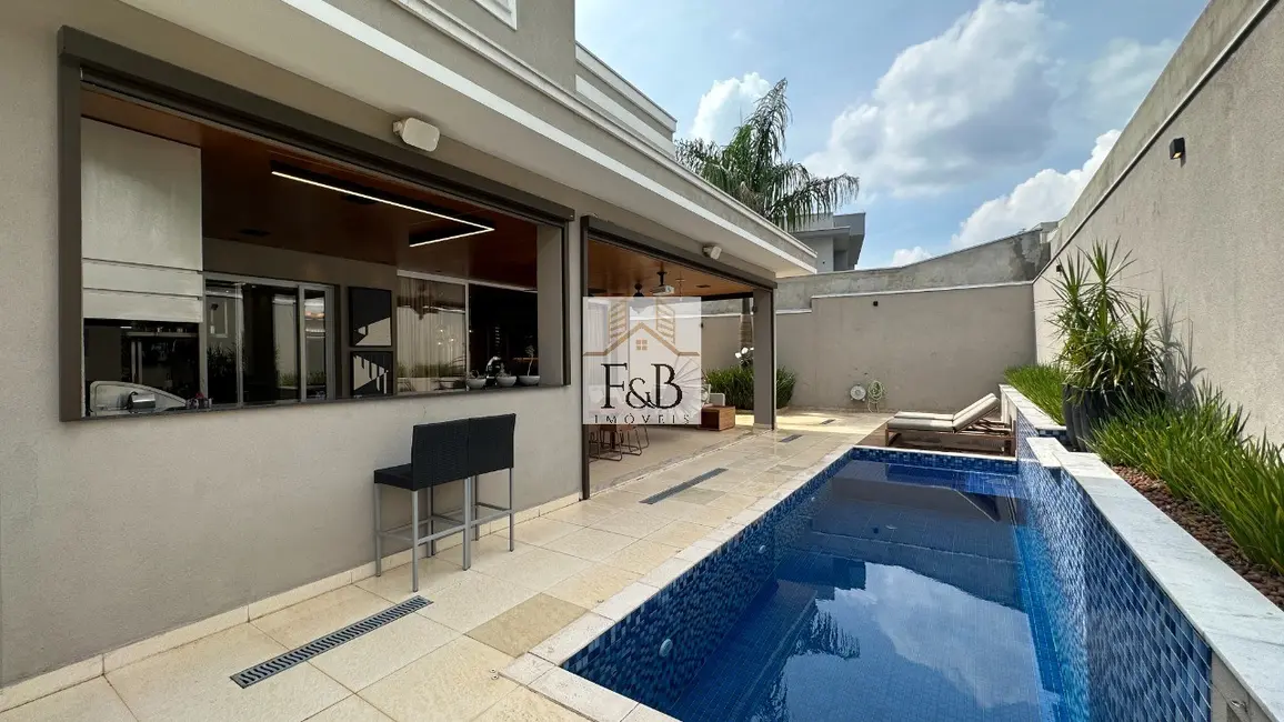 Foto 2 de Casa de Condomínio com 4 quartos à venda, 450m2 em Santana De Parnaiba - SP