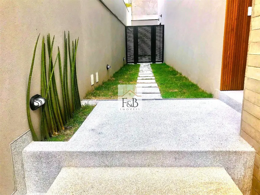 Foto 3 de Casa com 4 quartos à venda, 364m2 em Santana De Parnaiba - SP