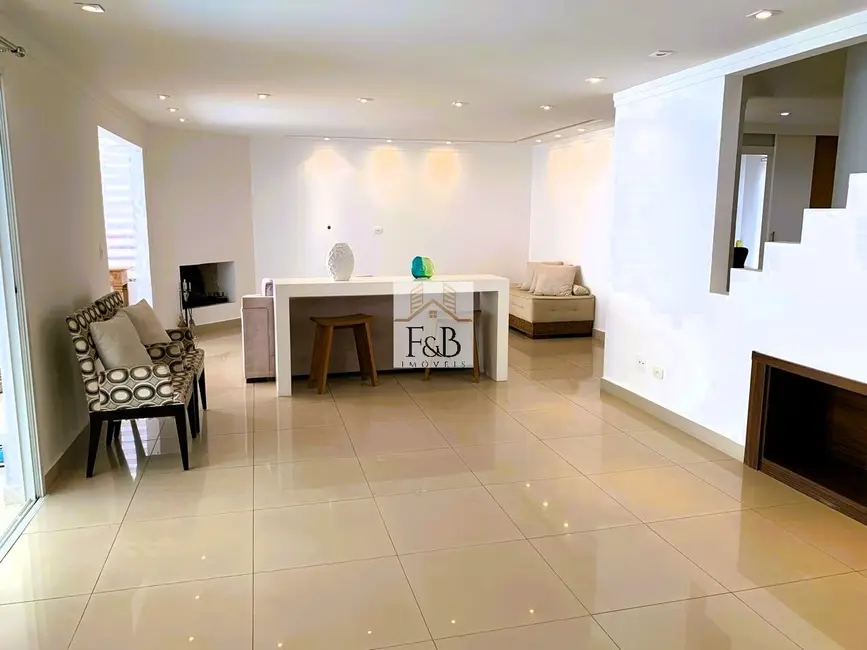 Foto 3 de Casa de Condomínio com 4 quartos à venda, 360m2 em Santana De Parnaiba - SP