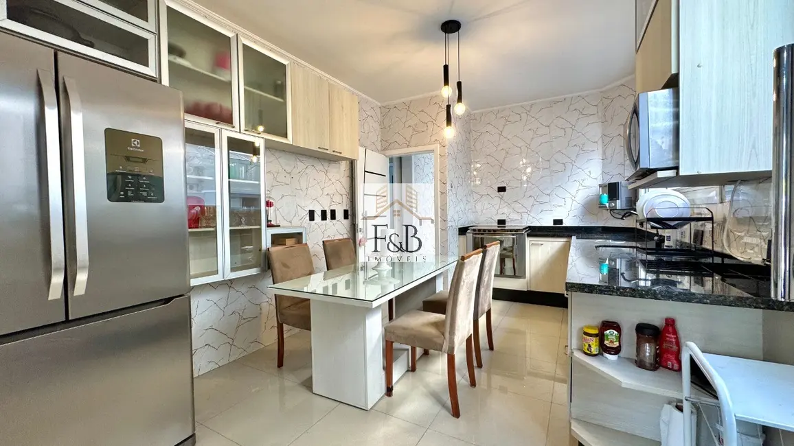 Casa de Condomínio com 4 quartos à venda, 305m2 em Santana De Parnaiba - SP - imagem 8 Foto 8 de Casa de Condomínio com 4 quartos à venda, 305m2 em Santana De Parnaiba - SP