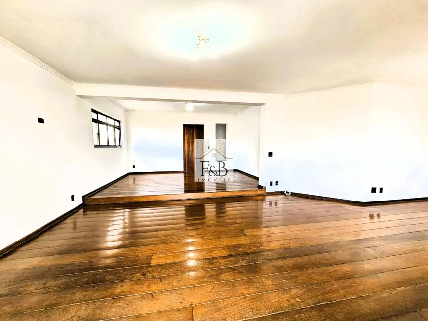 Apartamento com 3 quartos à venda, 206m2 em Centro, Sorocaba - SP - imagem 7 Foto 7 de Apartamento com 3 quartos à venda, 206m2 em Centro, Sorocaba - SP