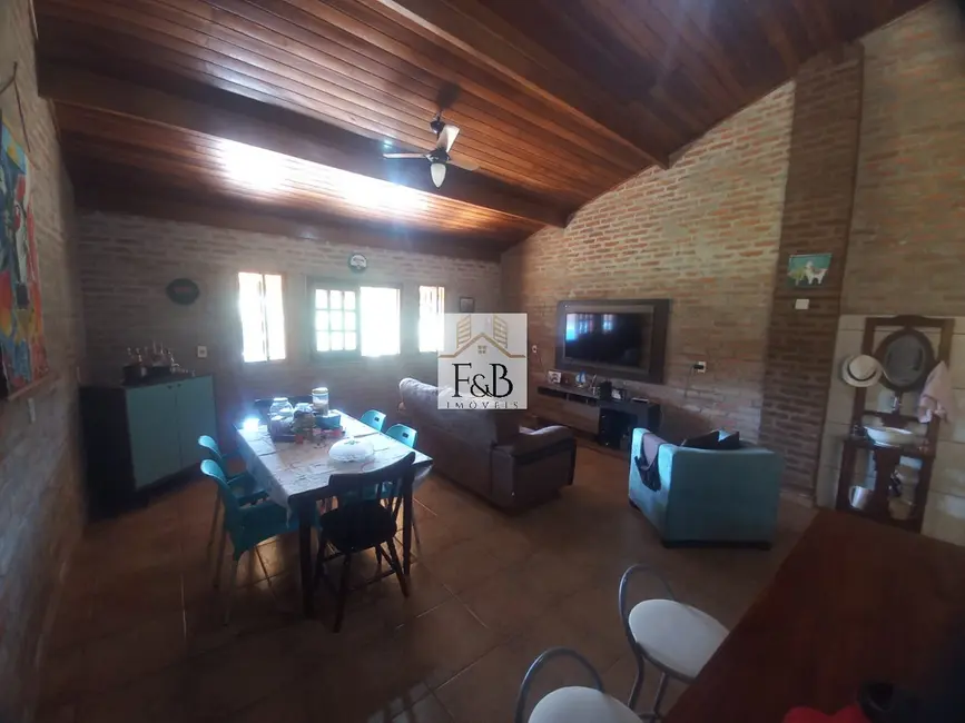 Foto 20 de Chácara com 2 quartos à venda, 271m2 em Aracoiaba Da Serra - SP