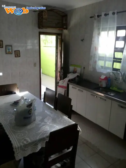 Foto 8 de Casa com 2 quartos à venda, 80m2 em Praia Grande - SP