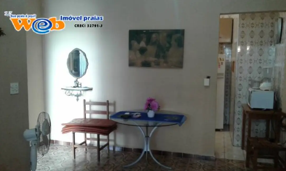 Foto 2 de Casa com 2 quartos à venda, 70m2 em Praia Grande - SP