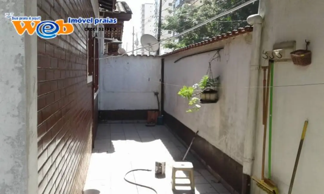 Foto 9 de Casa com 2 quartos à venda, 70m2 em Praia Grande - SP