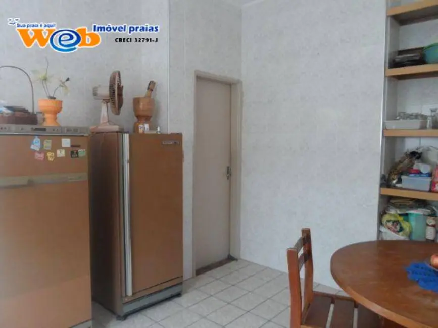 Casa com 4 quartos à venda, 220m2 em Caiçara, Praia Grande - SP - imagem 4 Foto 4 de Casa com 4 quartos à venda, 220m2 em Caiçara, Praia Grande - SP